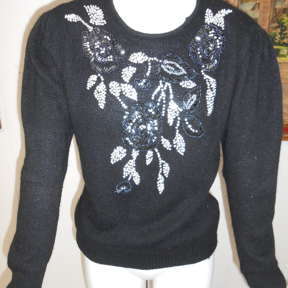 Le Chois Woman's Black Sweater Size PS with Sequin & Bead flower design